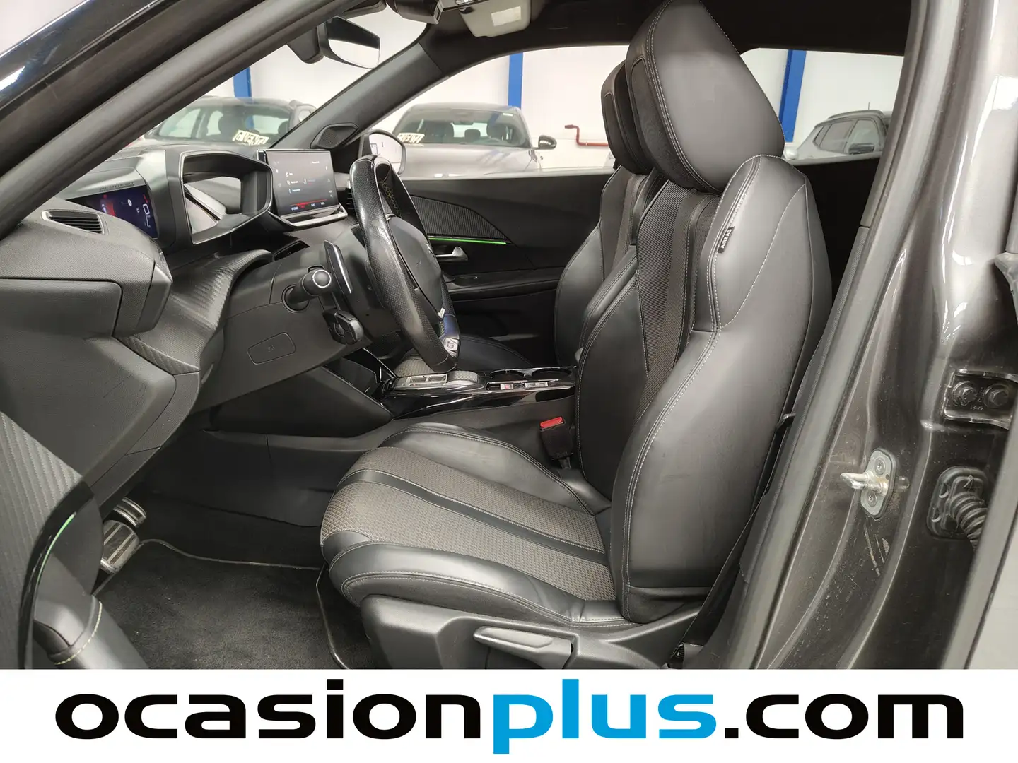 Foto Peugeot 2008 Peugeot 2008 PureTech 130 S&S GT EAT8 (130 CV)