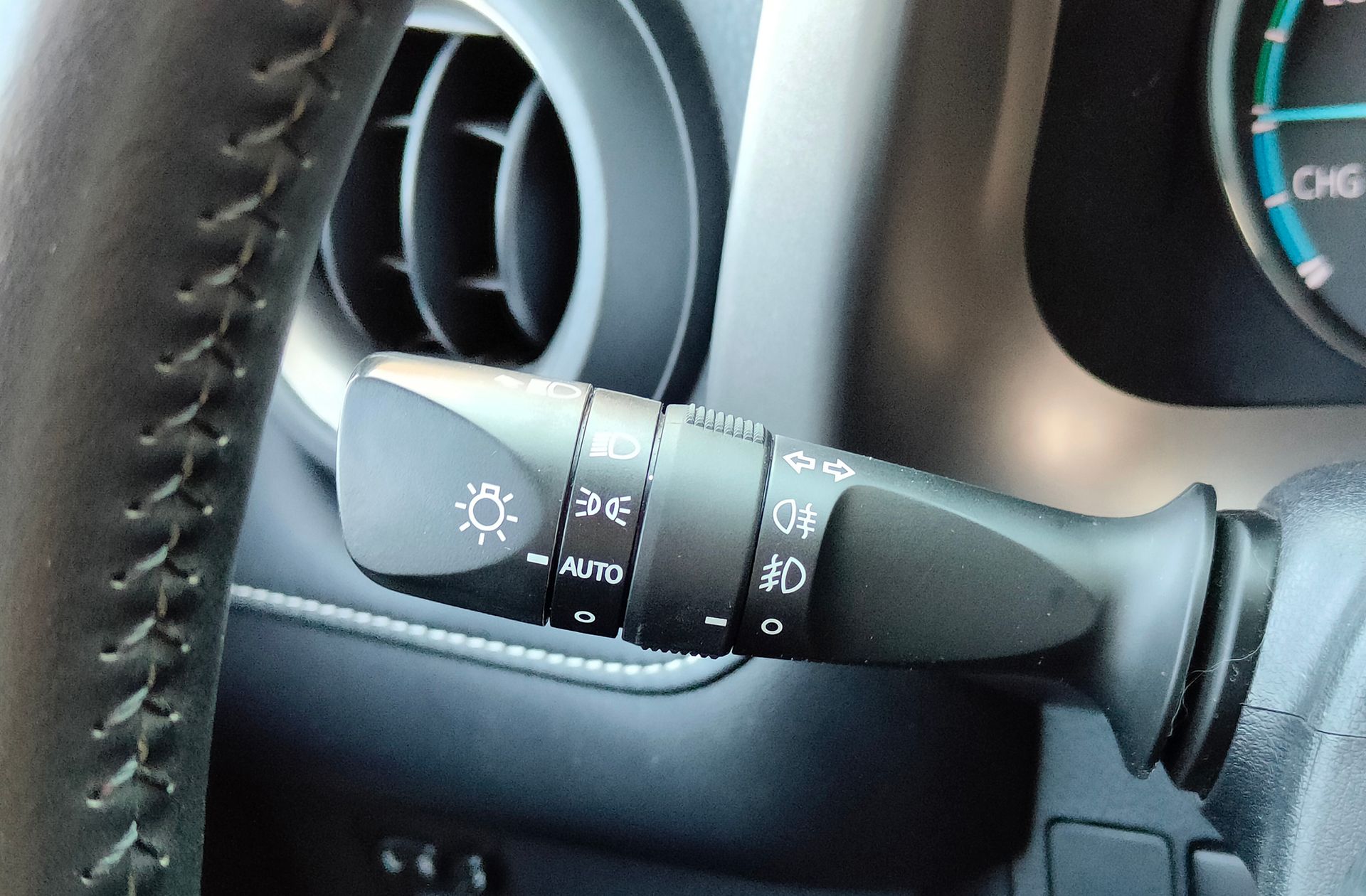 Toyota RAV4 2.5l hybrid Advance 2WD - foto 23