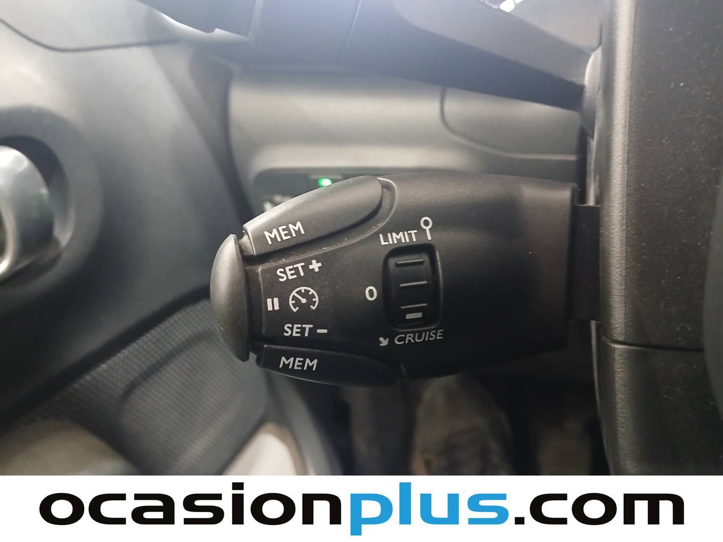 Citroën C3 Citroën C3 PureTech 82 Feel (83 CV) seminuevo