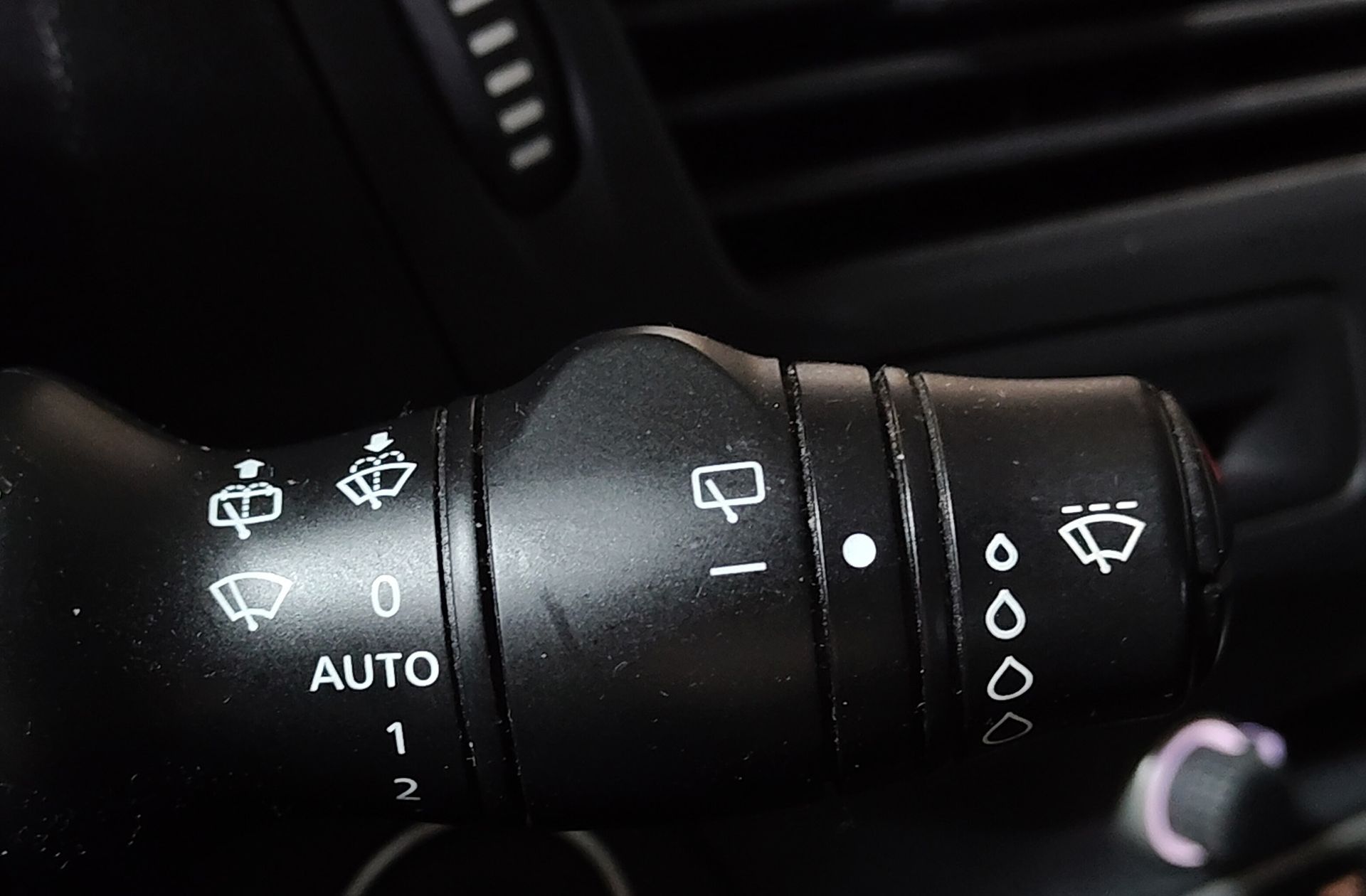 Renault Laguna 2.0 Expression TomTom - foto 23