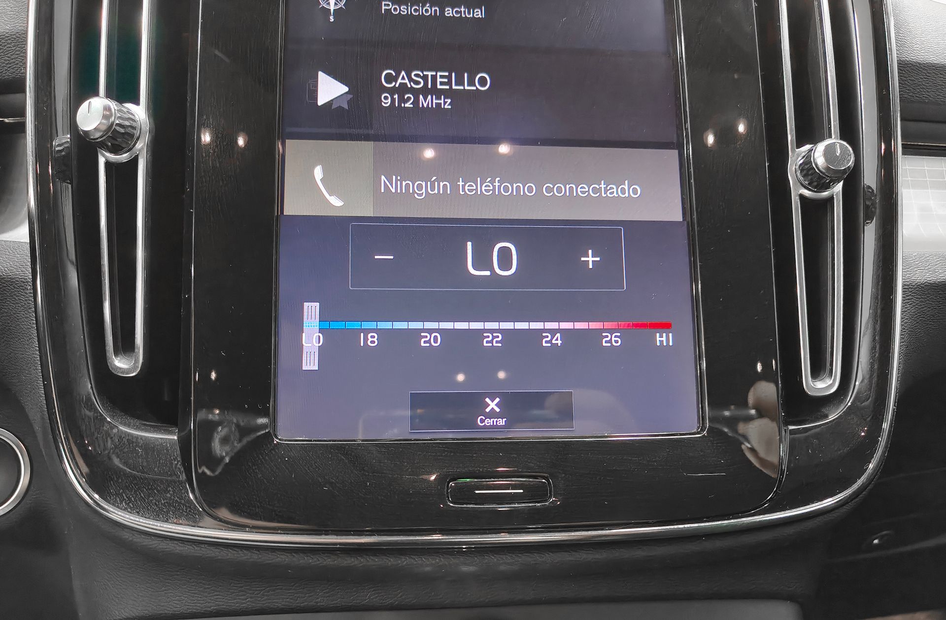 Volvo XC40 T4 Momentum - foto 36