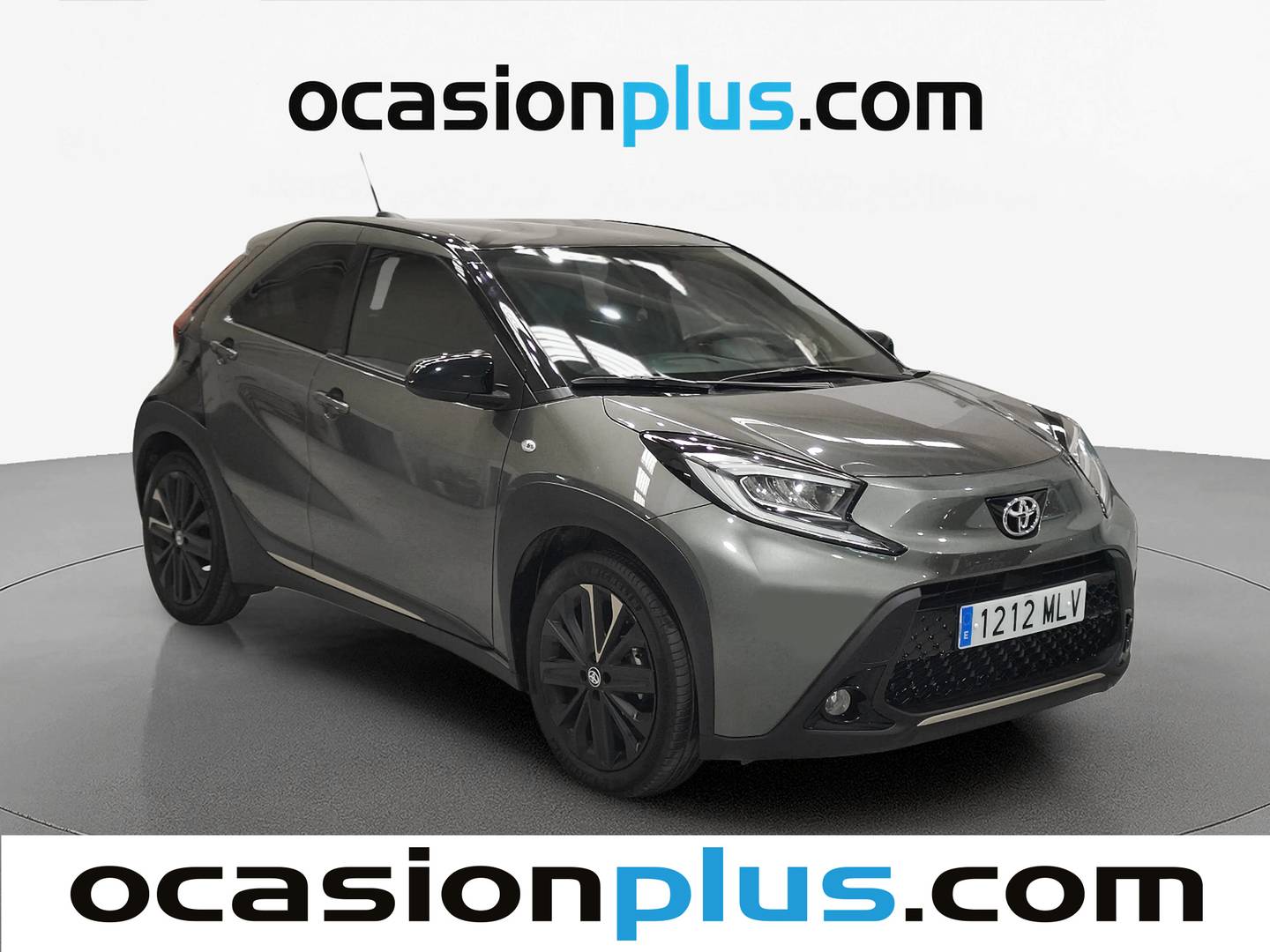 Foto delantera Toyota Aygo X Cross Toyota Aygo X Cross 1.0 VVT-I Like (72 CV) derecha