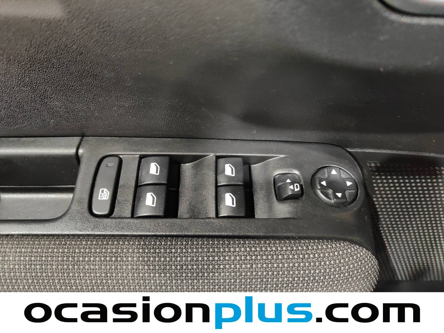 Foto Citroën C3 Aircross Citroen C3 Aircross PureTech 130 Shine Pack EAT6 (131 CV)