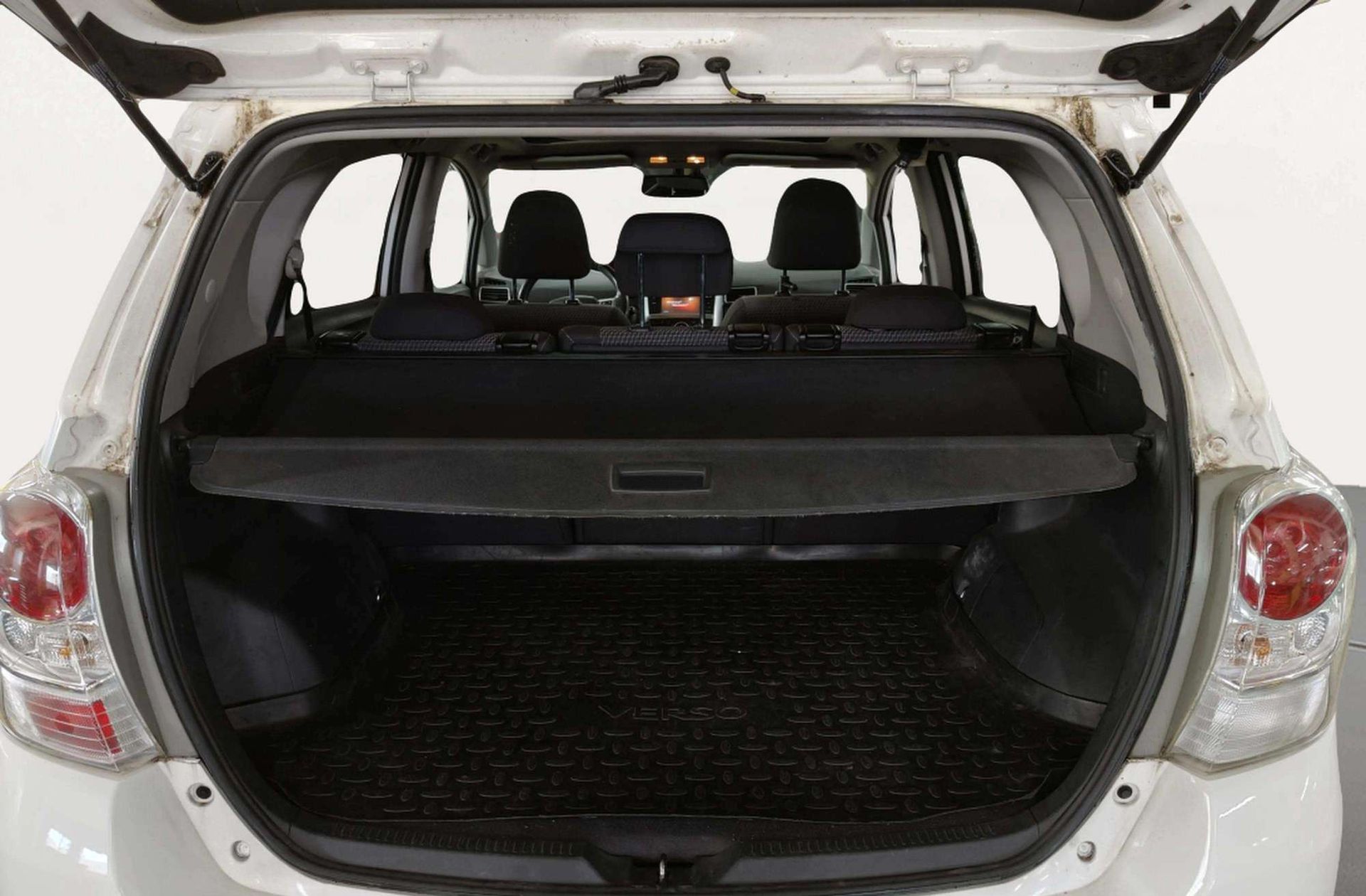 Toyota Verso 130 Advance - foto 15