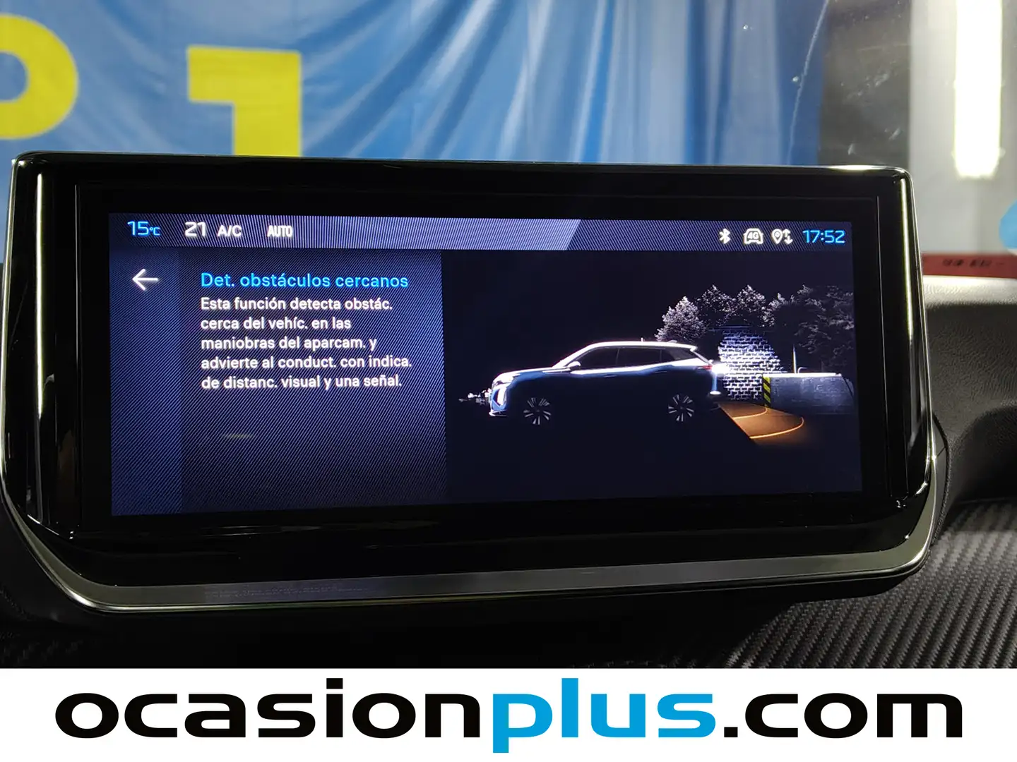 Foto Peugeot 2008 Peugeot 2008 Allure Hybrid eDCS6 (136 CV)