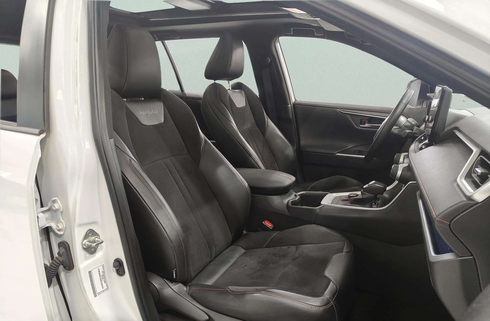 Toyota RAV4 2.5l PLUG-IN 300PH Style Plus e-CVT - foto 24