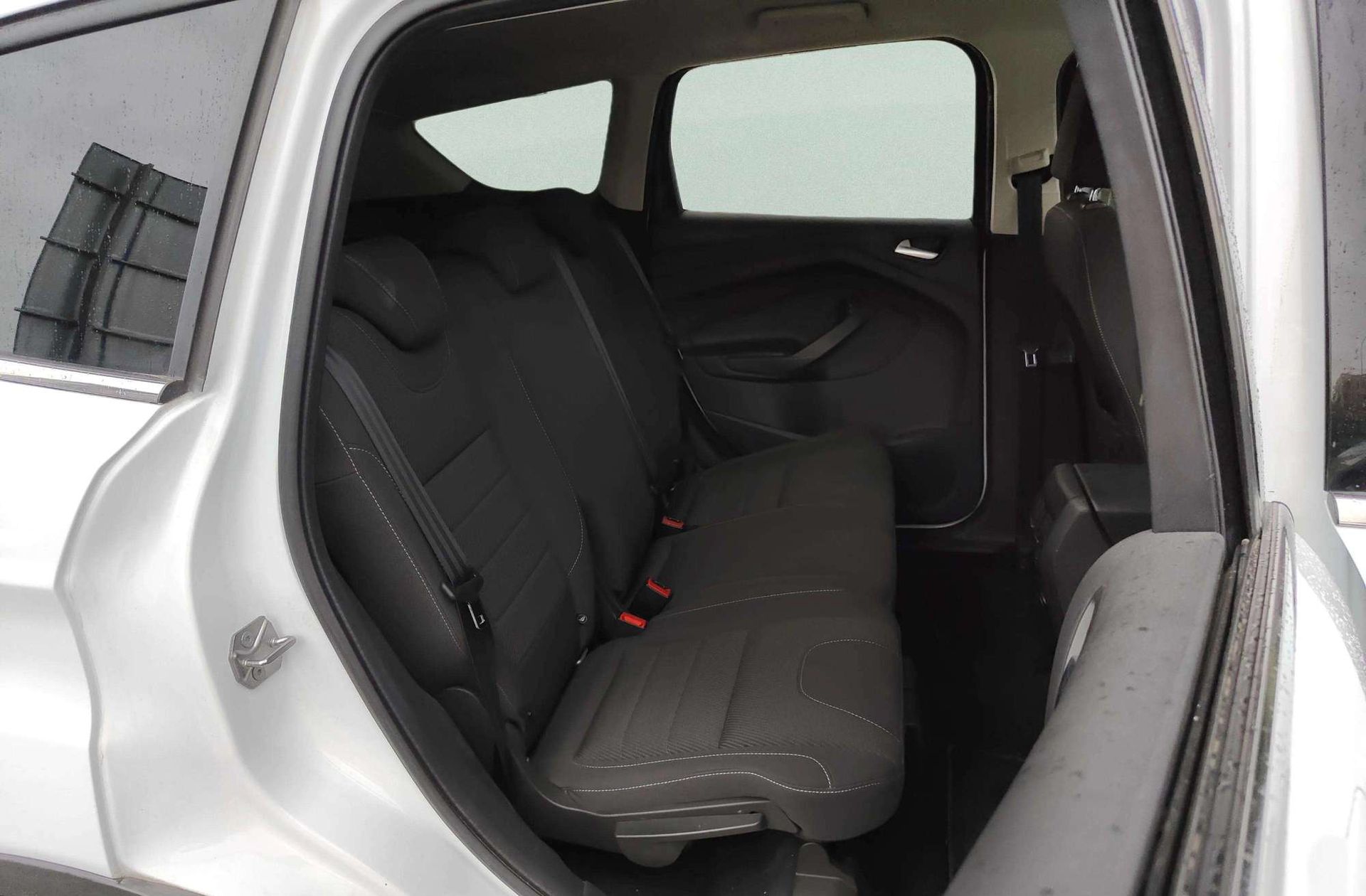 Ford Kuga 1.5 EcoBoost Trend 4x2 - foto 15