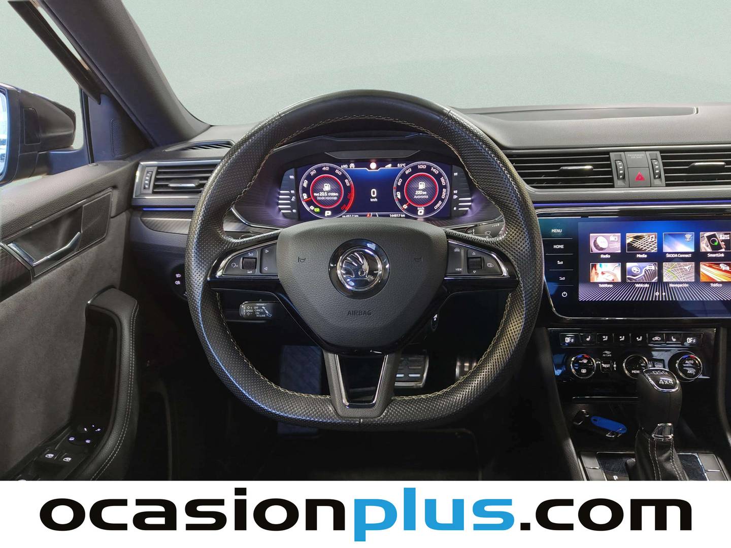 Foto Skoda Superb Skoda Superb Combi 2.0 TSI Sportline 4x4 DSG (272 CV)