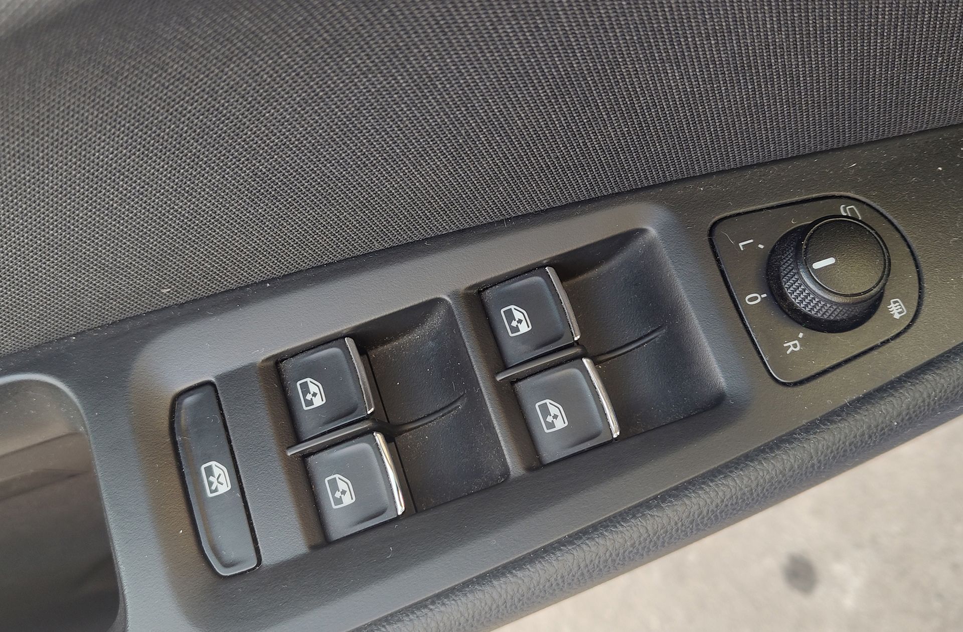 SEAT León 2.0 TSI FR Edition Plus DSG - foto 31