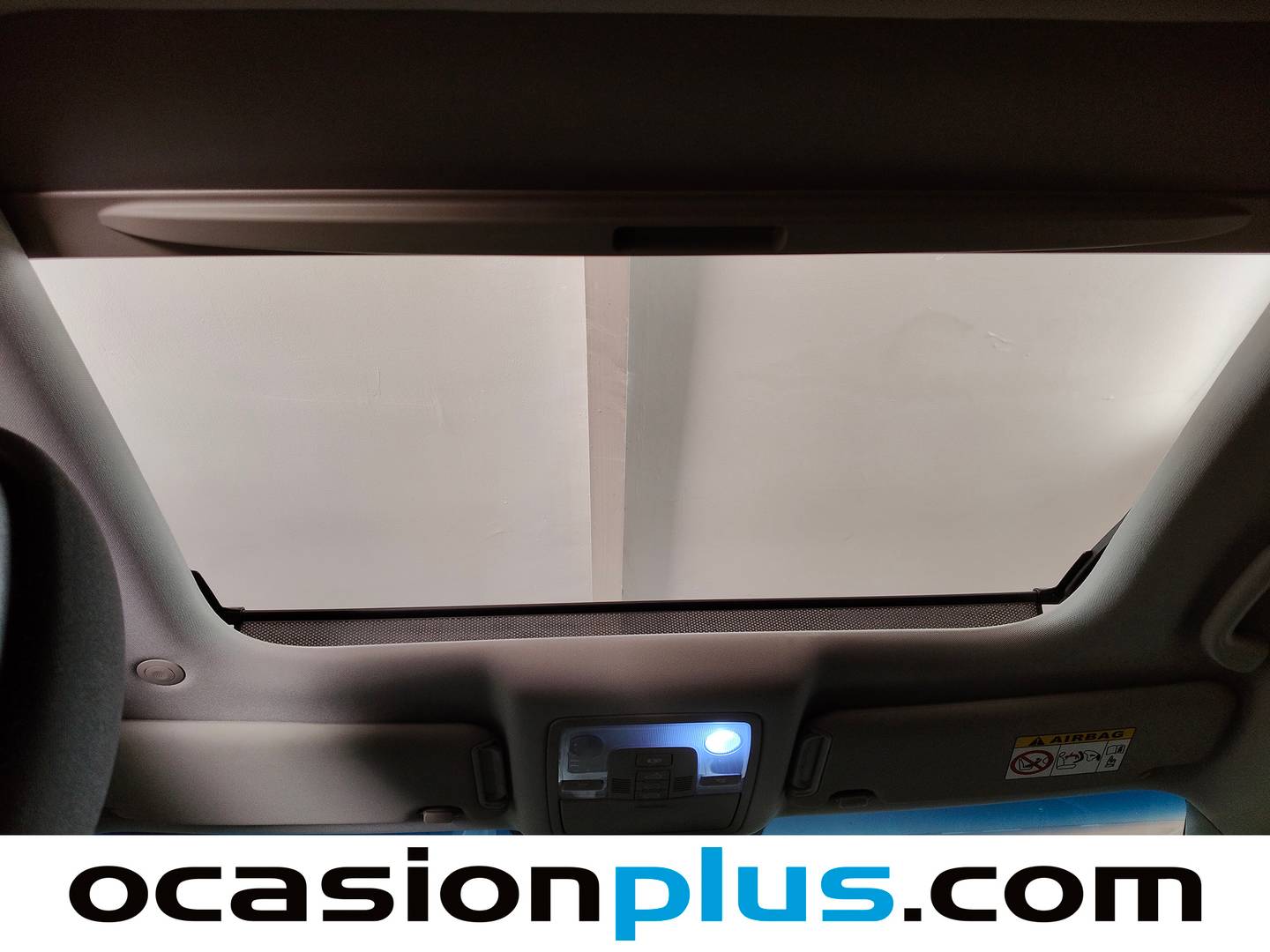 Extras y acabados del KIA Sportage KIA Sportage 1.7 CRDI VGT Drive 4x2 (115 CV)