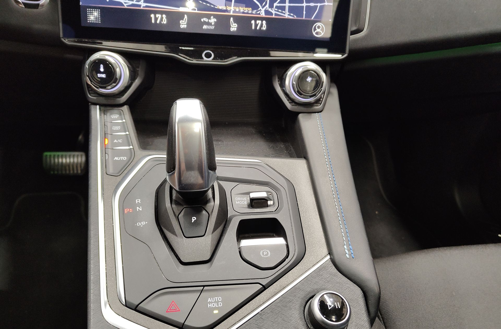 Lynk & Co 01 1.5 PHEV - foto 5