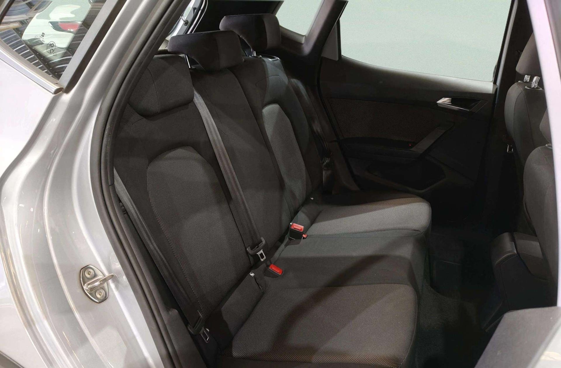 SEAT Arona 1.0 TSI Xcellence - foto 19