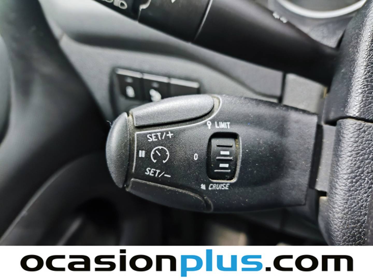 Acabados Citroën Berlingo Citroën Berlingo Combi BlueHDi 100 Multispace 20 Aniversario (100 CV)