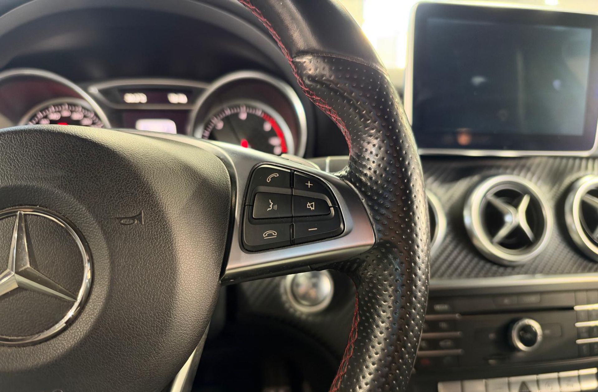 Mercedes-Benz Clase A 200 d AMG Line - foto 28