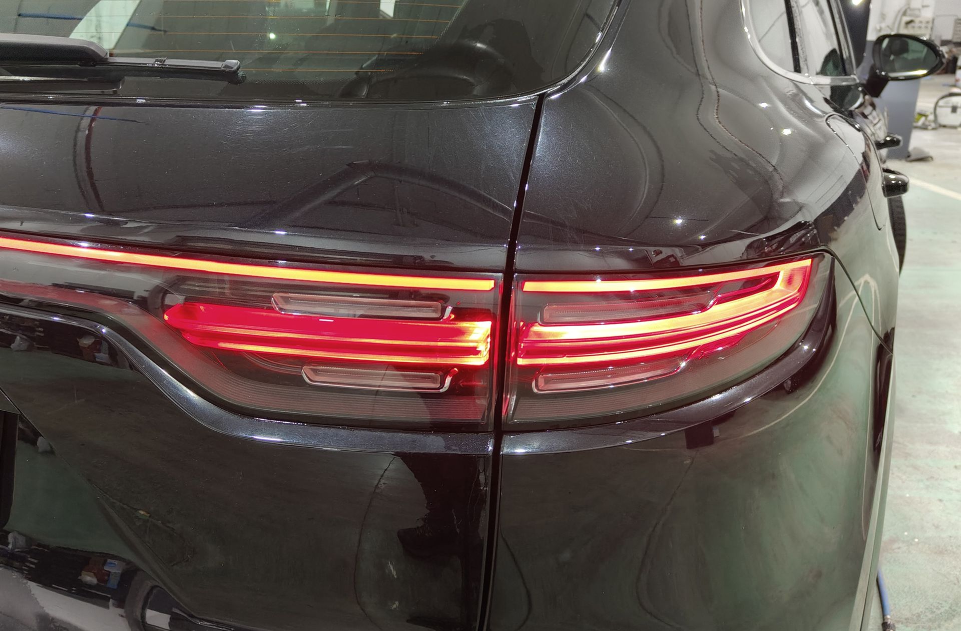 Porsche Cayenne - foto 18