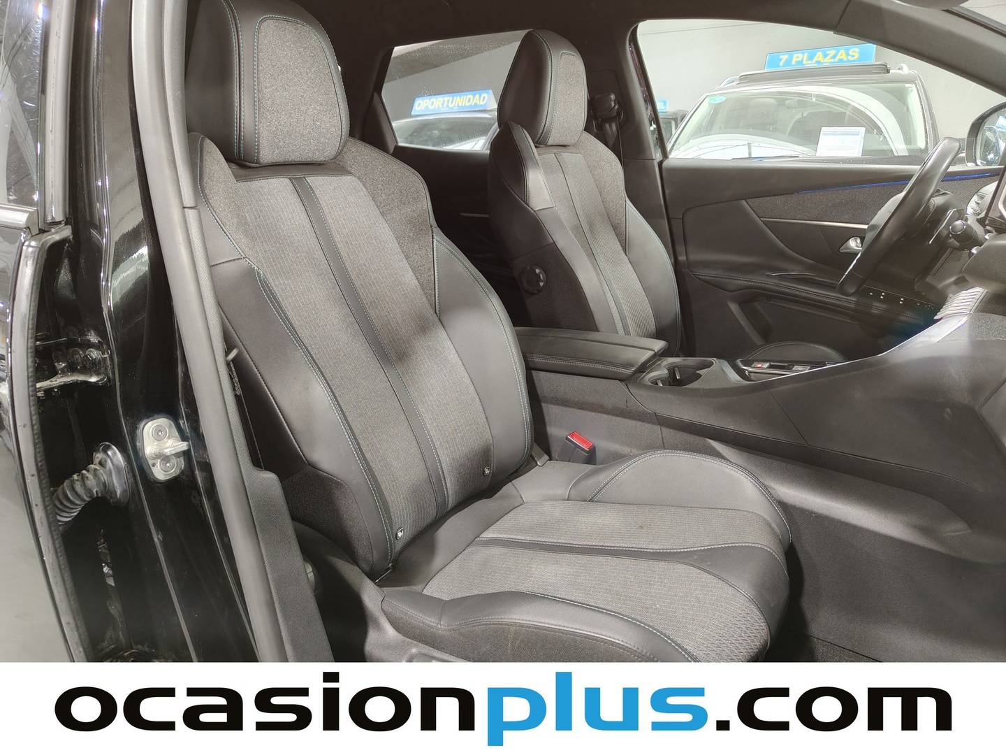 Foto Peugeot 3008 Hybrid Peugeot 3008 Hybrid 300 Allure Pack e-EAT8  (300 CV)