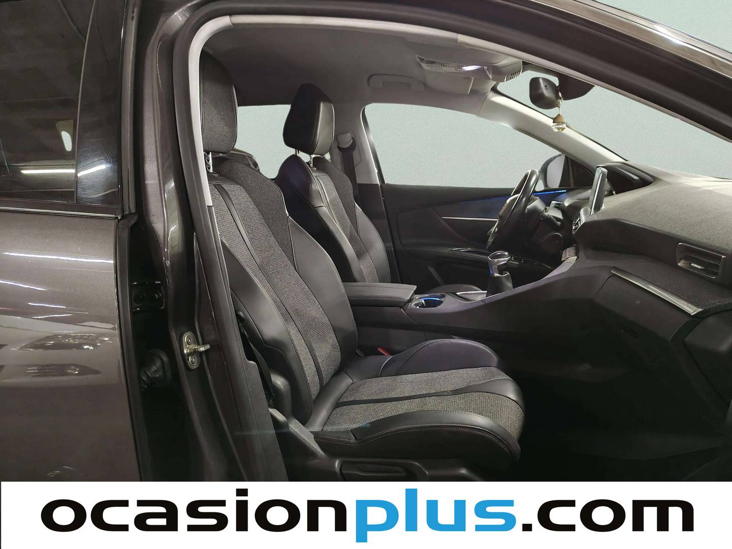 Peugeot 5008 Peugeot 5008 PureTech 130 S&S Allure (130 CV) 7 Plazas gasolina