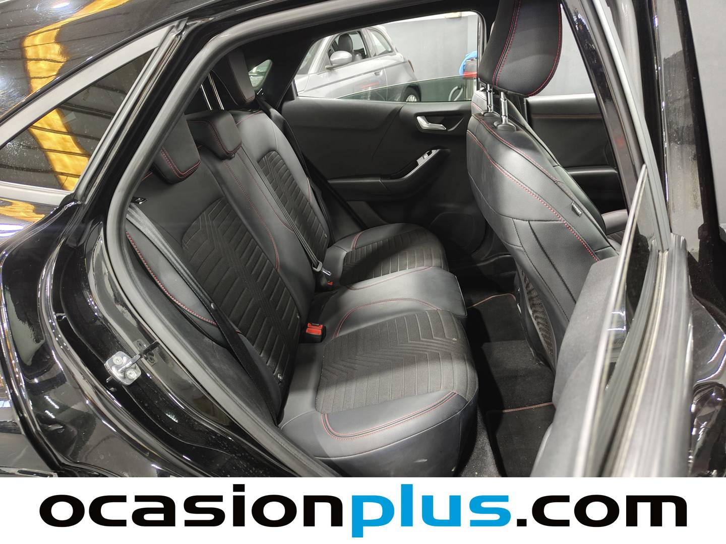 Foto Ford Puma Ford Puma 1.0 EcoBoost MHEV ST-Line X (125 CV)