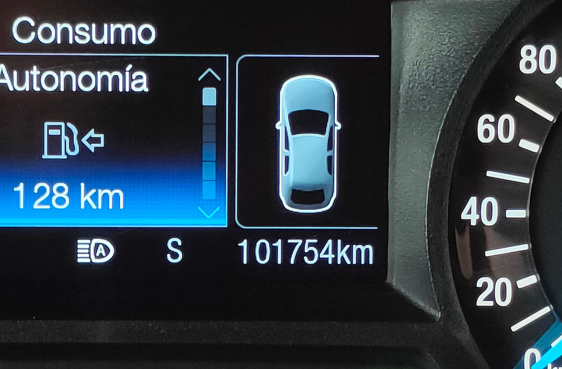 Ford Mondeo 1.5 TDCi Trend - foto 12