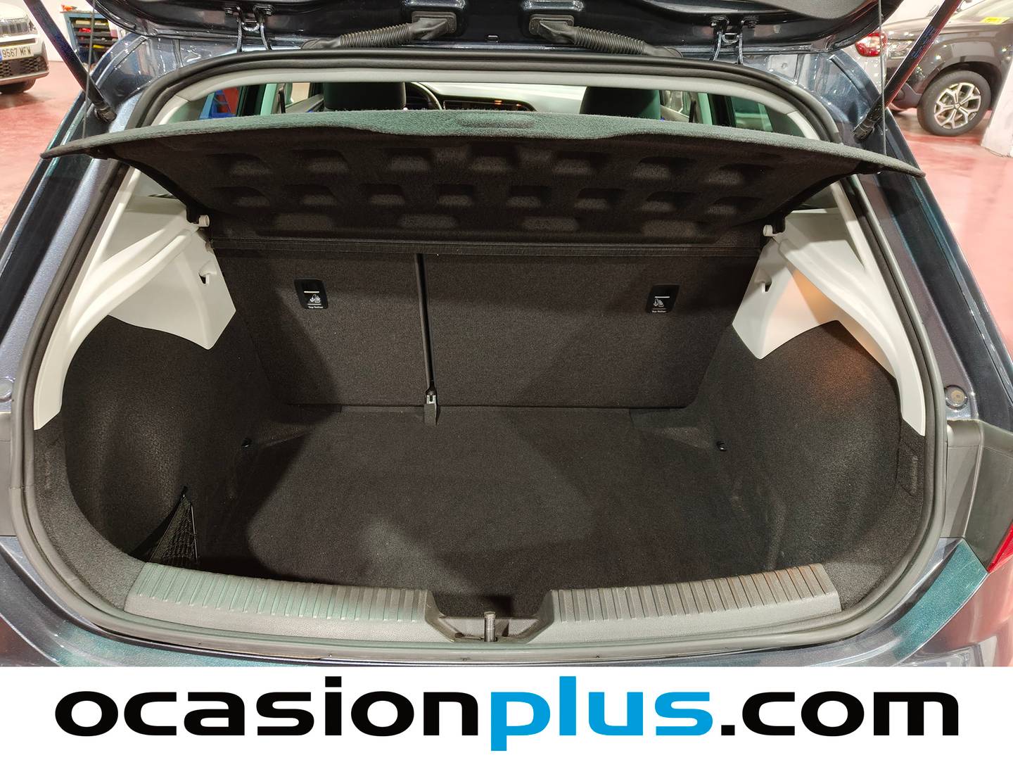 Fotos maletero Seat León Seat León 2.0 TSI S&S FR DSG (190 CV)