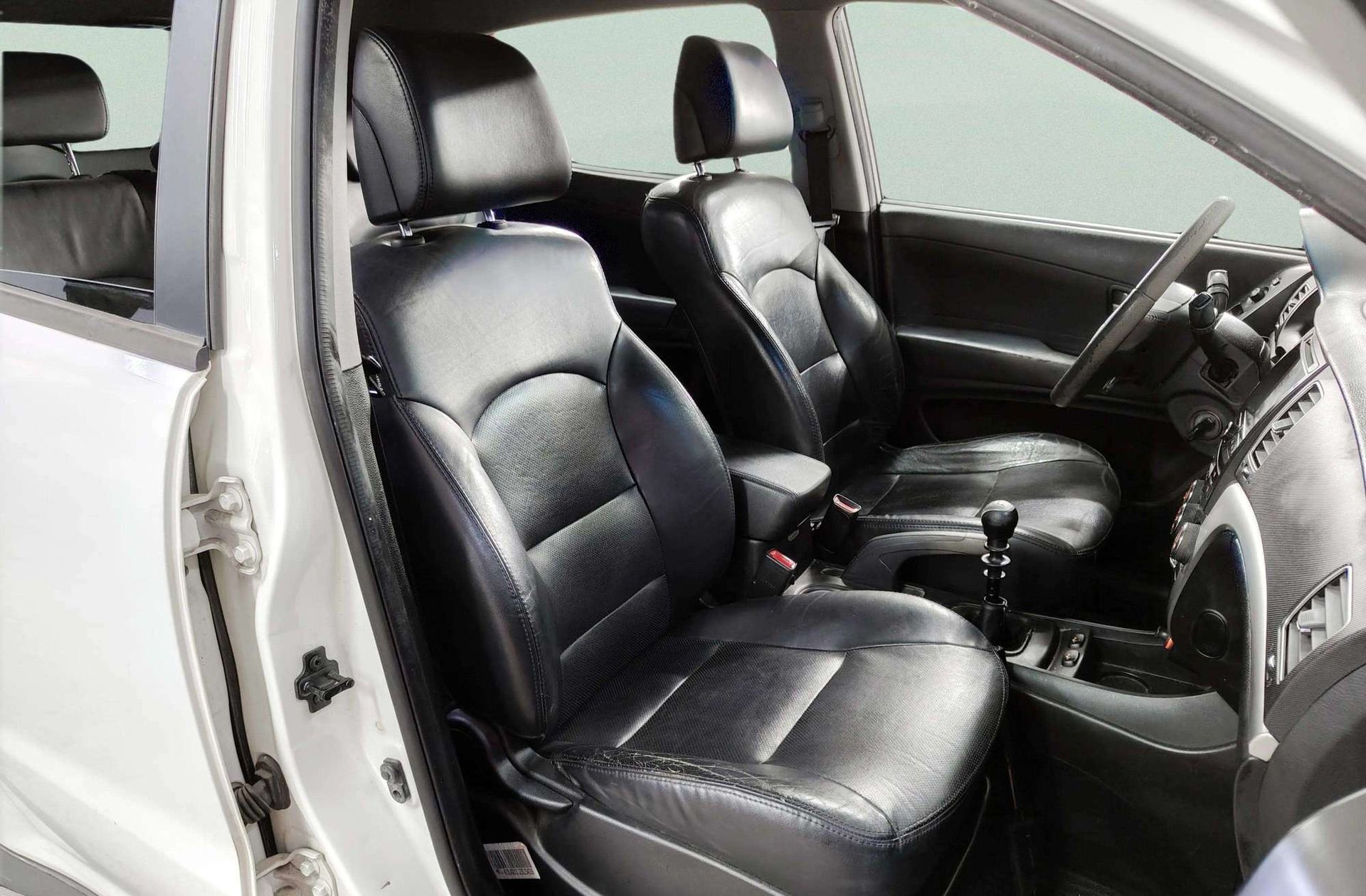 SsangYong Korando D20T Limited 4x2 - foto 18