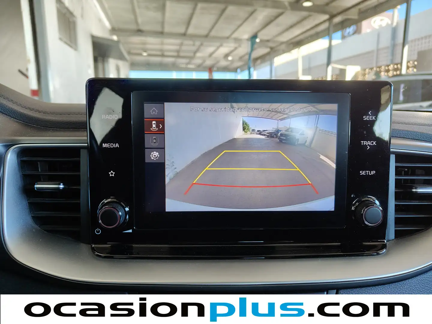 Foto KIA Ceed Kia Ceed 1.6 MHEV iMT Drive (136 CV)