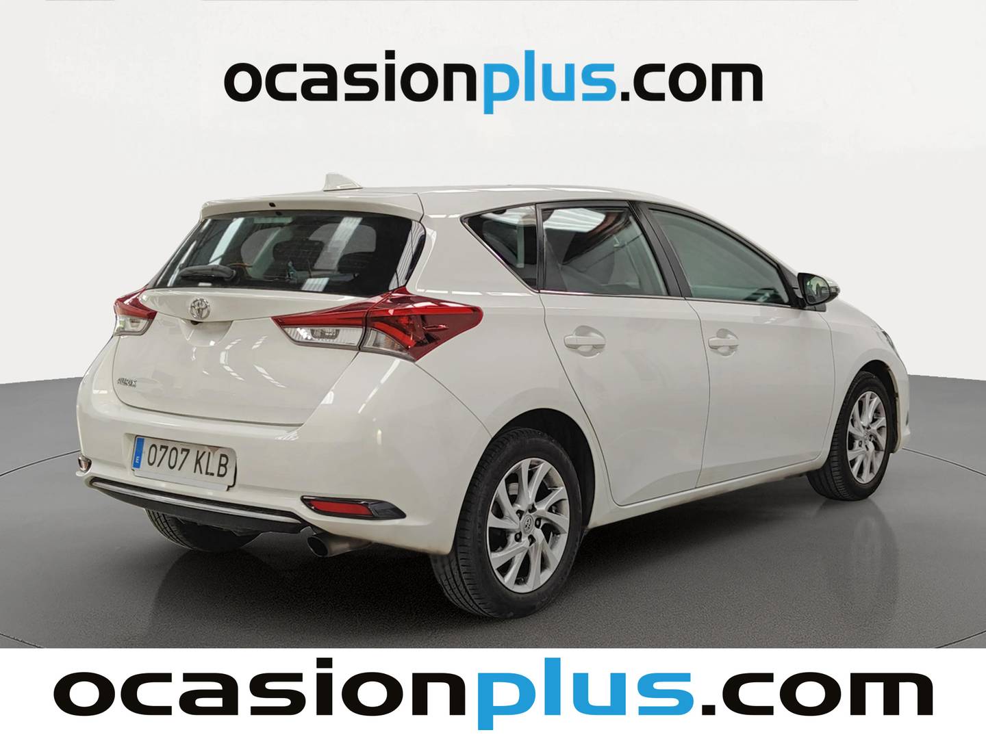 Foto trasera Toyota Auris Toyota Auris 120T Active (116 CV) derecha