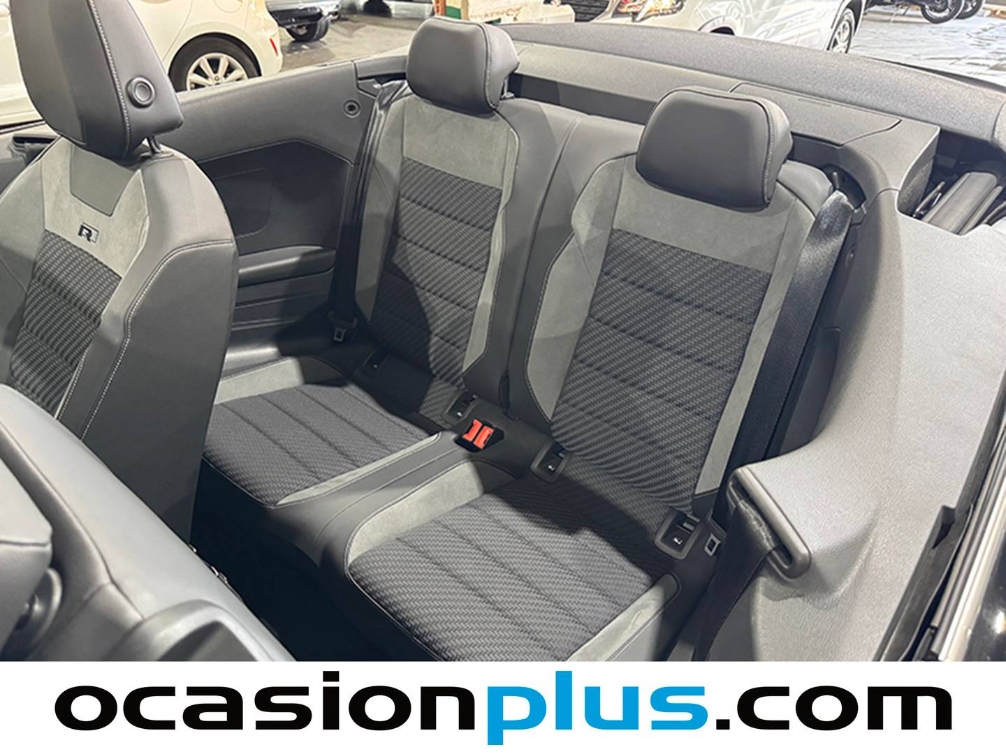 Foto asientos traseros Volkswagen T-Roc Volkswagen T-Roc Cabrio R-Line 1.5 TSI (150 CV)
