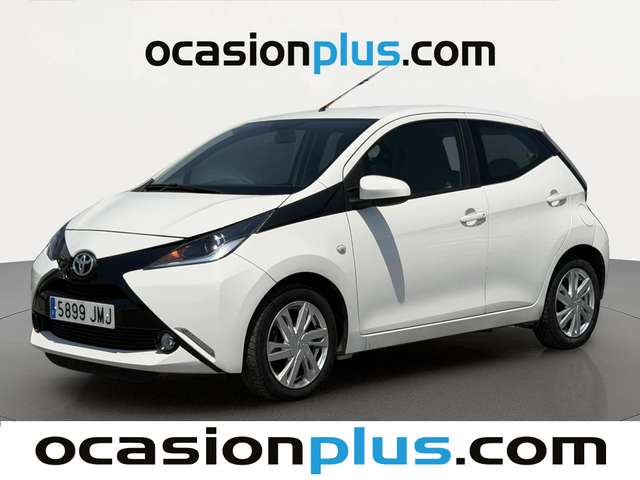 Toyota Aygo 1.0 70 x-play (69 CV) de segunda mano