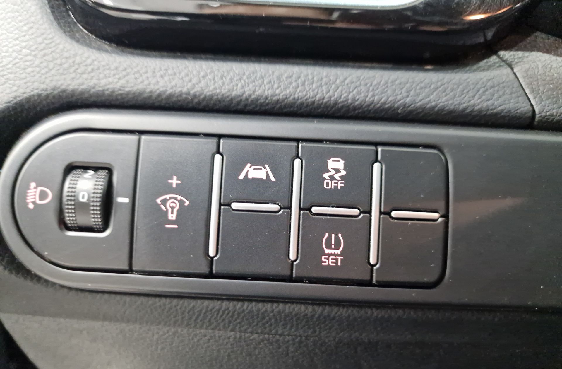 Kia Ceed 1.0 MHEV Style Edition DCT - foto 27