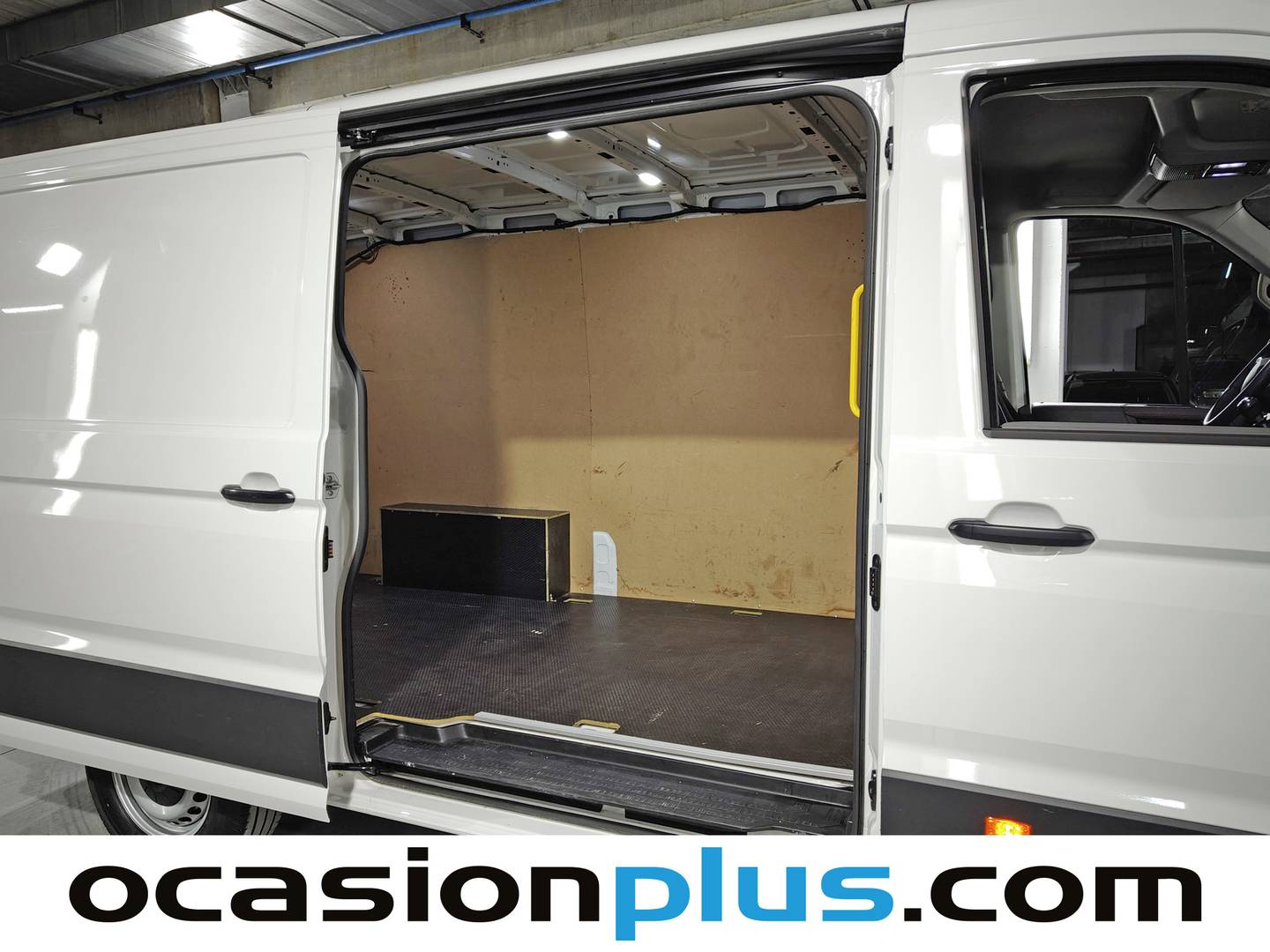 Volkswagen Crafter Volkswagen Crafter Furgon Batalla Media TN 2.0 TDI (140 CV) 3.000 km 0