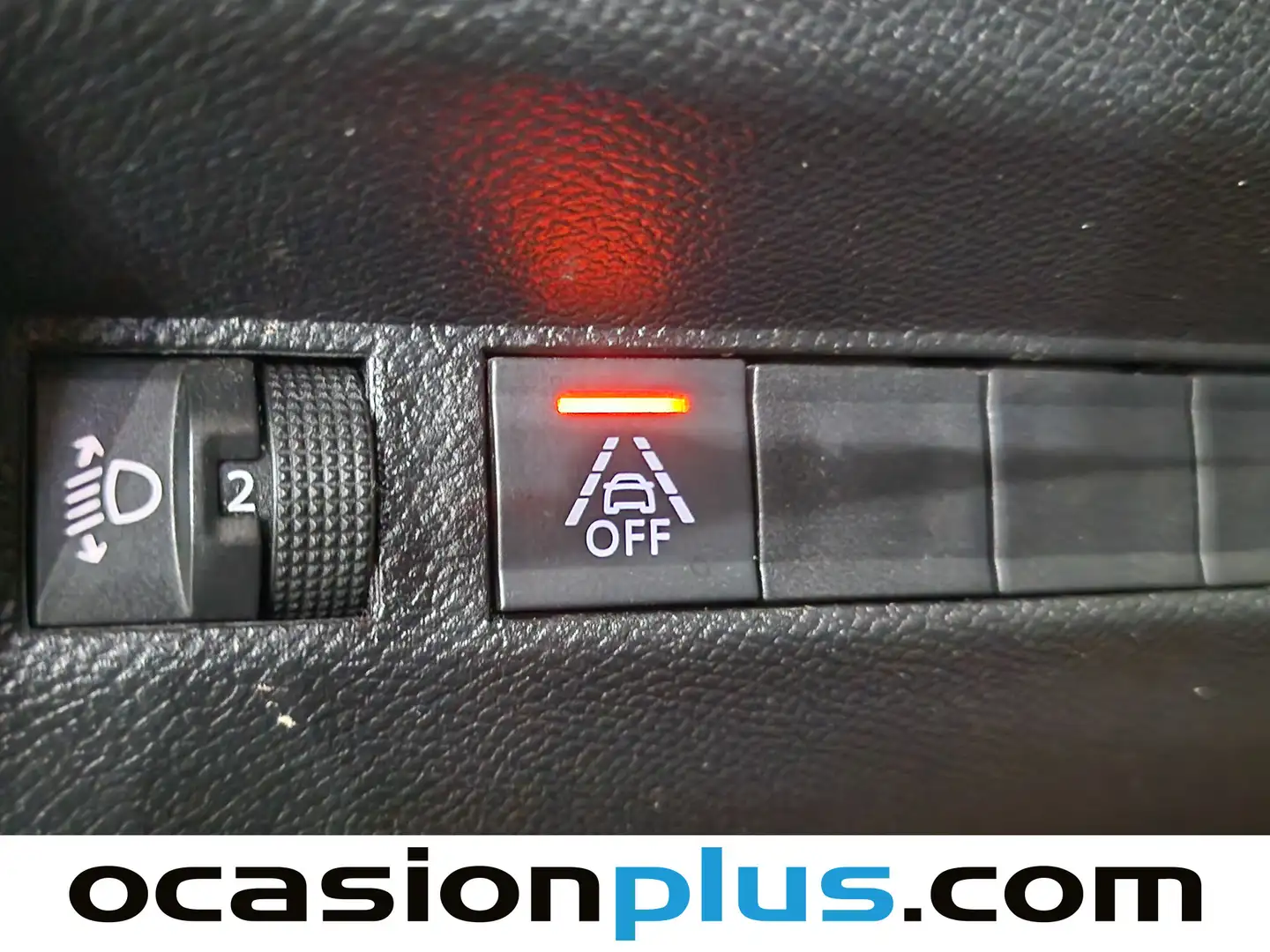 Foto Peugeot 2008 Peugeot 2008 BlueHDi 110 Allure (110 CV)