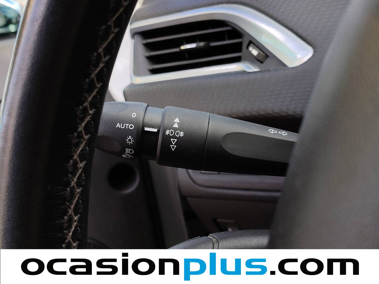 Peugeot 208 Peugeot 208 PureTech 82 S&S Tech Edition (82 CV) seminuevo