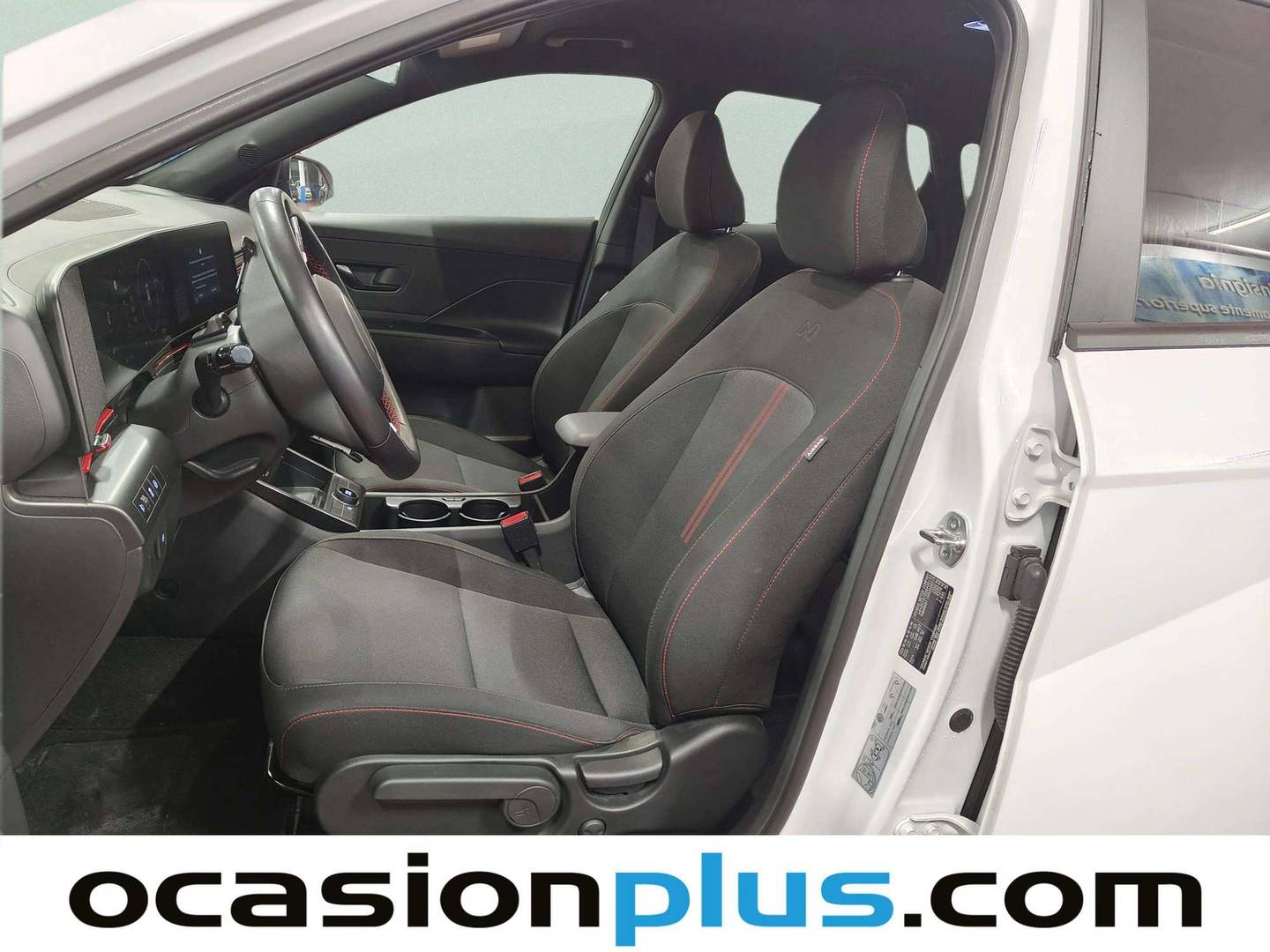 Foto asientos delanteros Hyundai Kona Hyundai Kona 1.6 GDI HEV N Line DCT (141 CV)