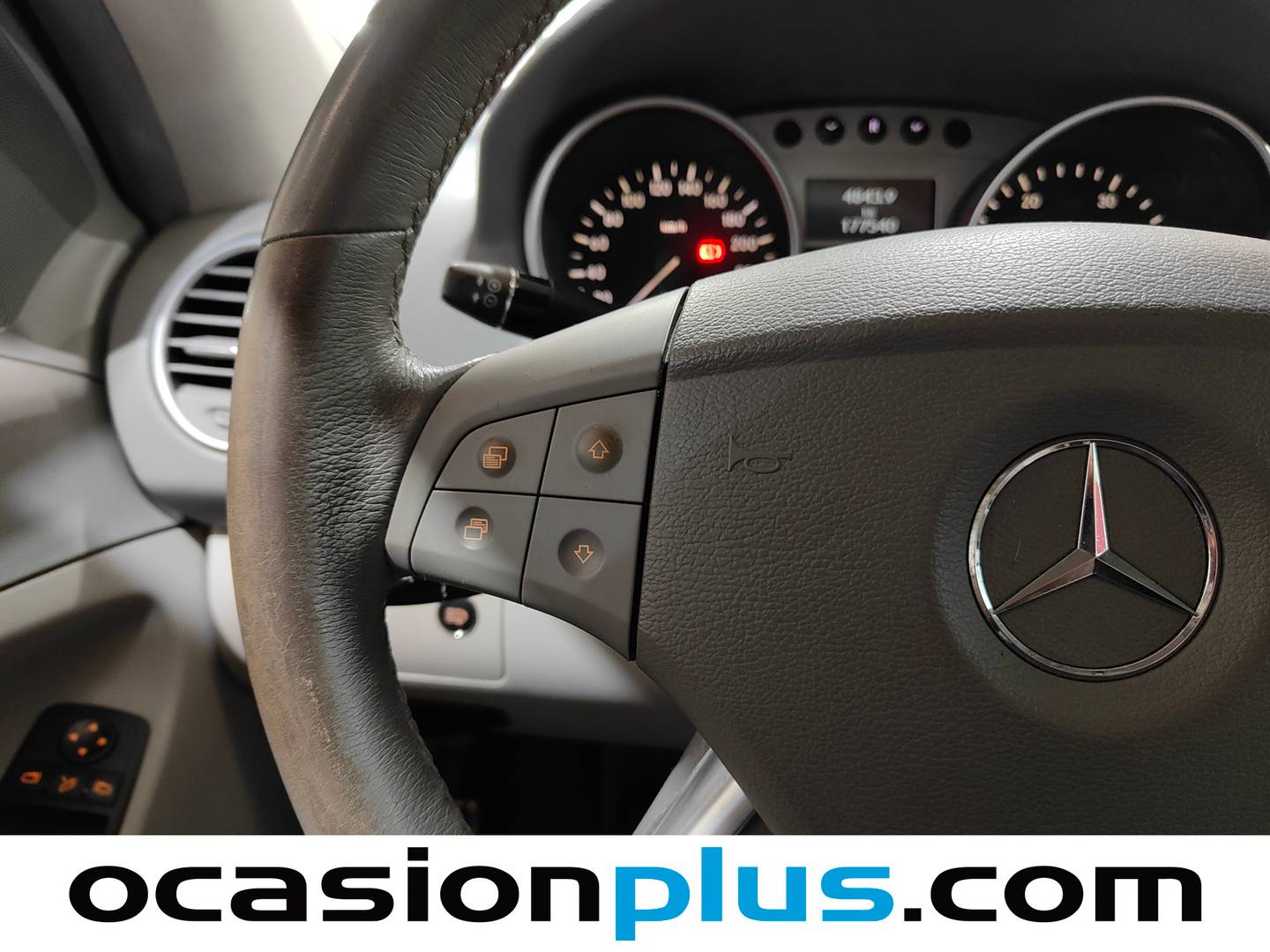 Foto Mercedes Clase M Mercedes-Benz Clase M ML 320 CDI (224 CV)