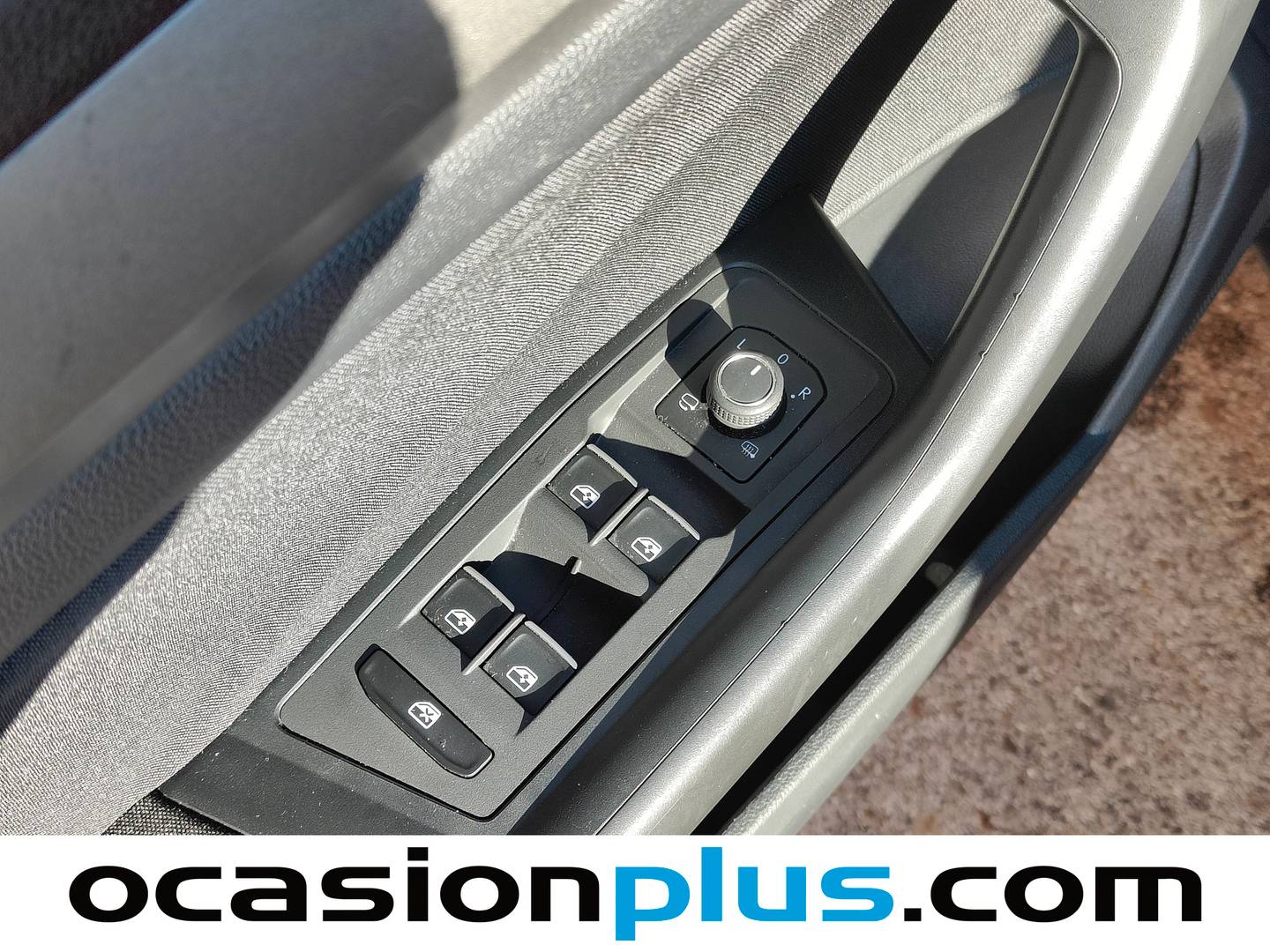 Foto Volkswagen T-Roc Volkswagen T-Roc Advance R-Line 1.0 TSI (110 CV)