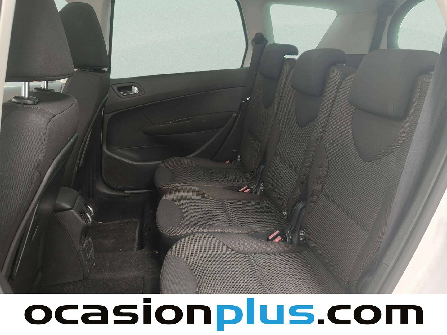 Foto asientos traseros Peugeot 308 Peugeot 308 SW 1.6 e-HDI Active FAP (115 CV)