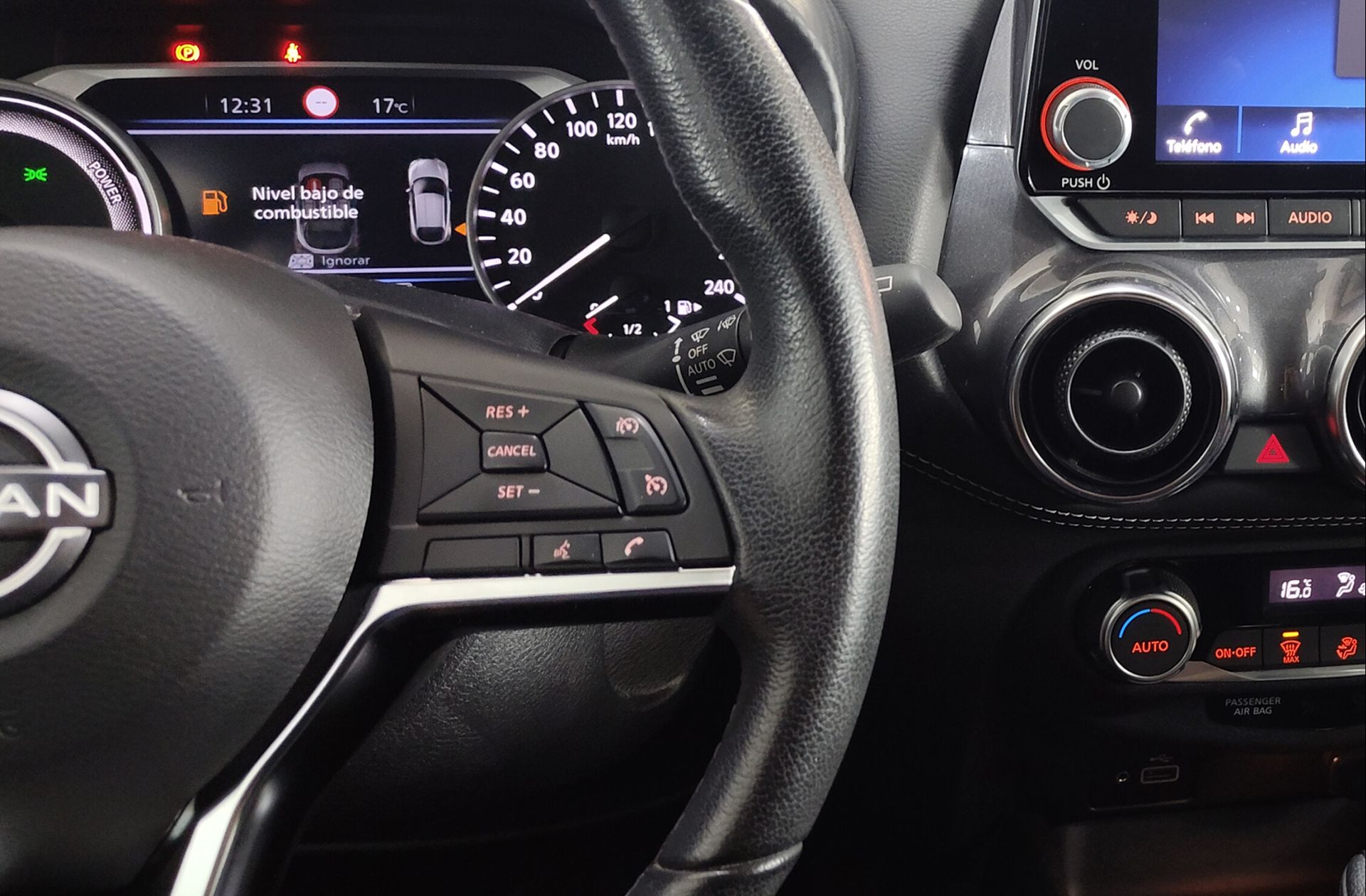 Nissan Juke 1.6 Hybrid N-Connecta - foto 28