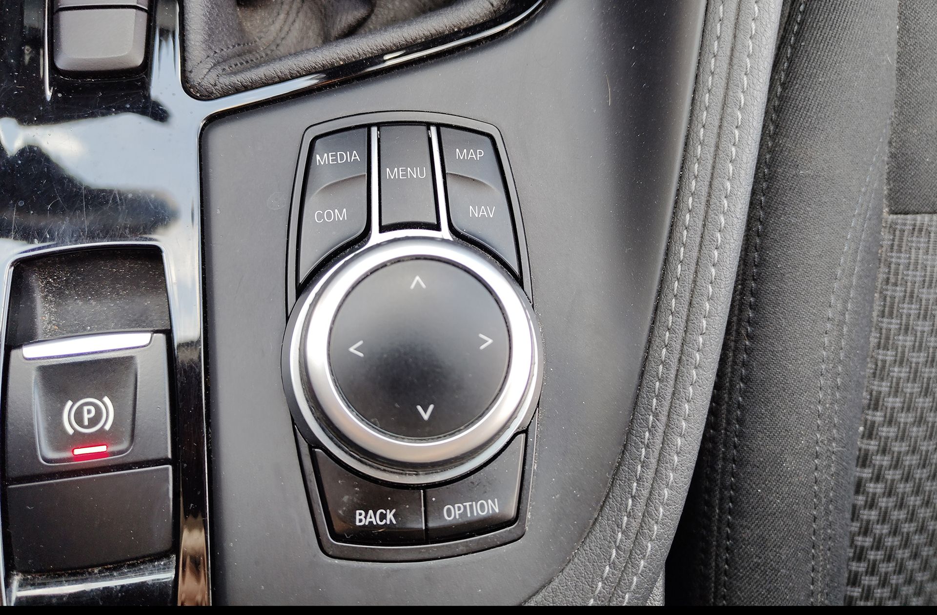 BMW X2 sDrive18d - foto 29