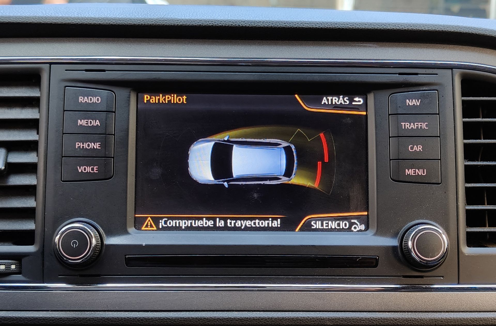 SEAT León ST 2.0 TDI FR - foto 9