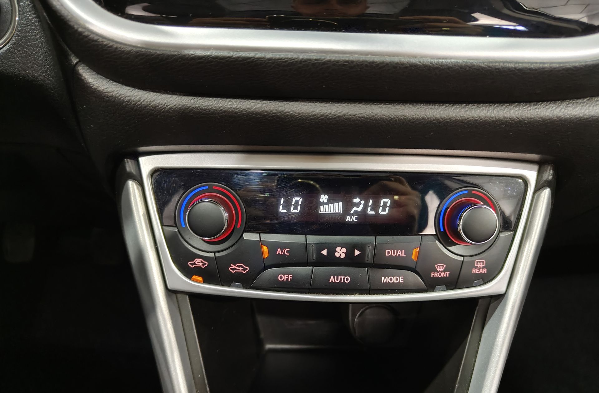 Suzuki S-Cross 1.0 Ditc GLX - foto 35