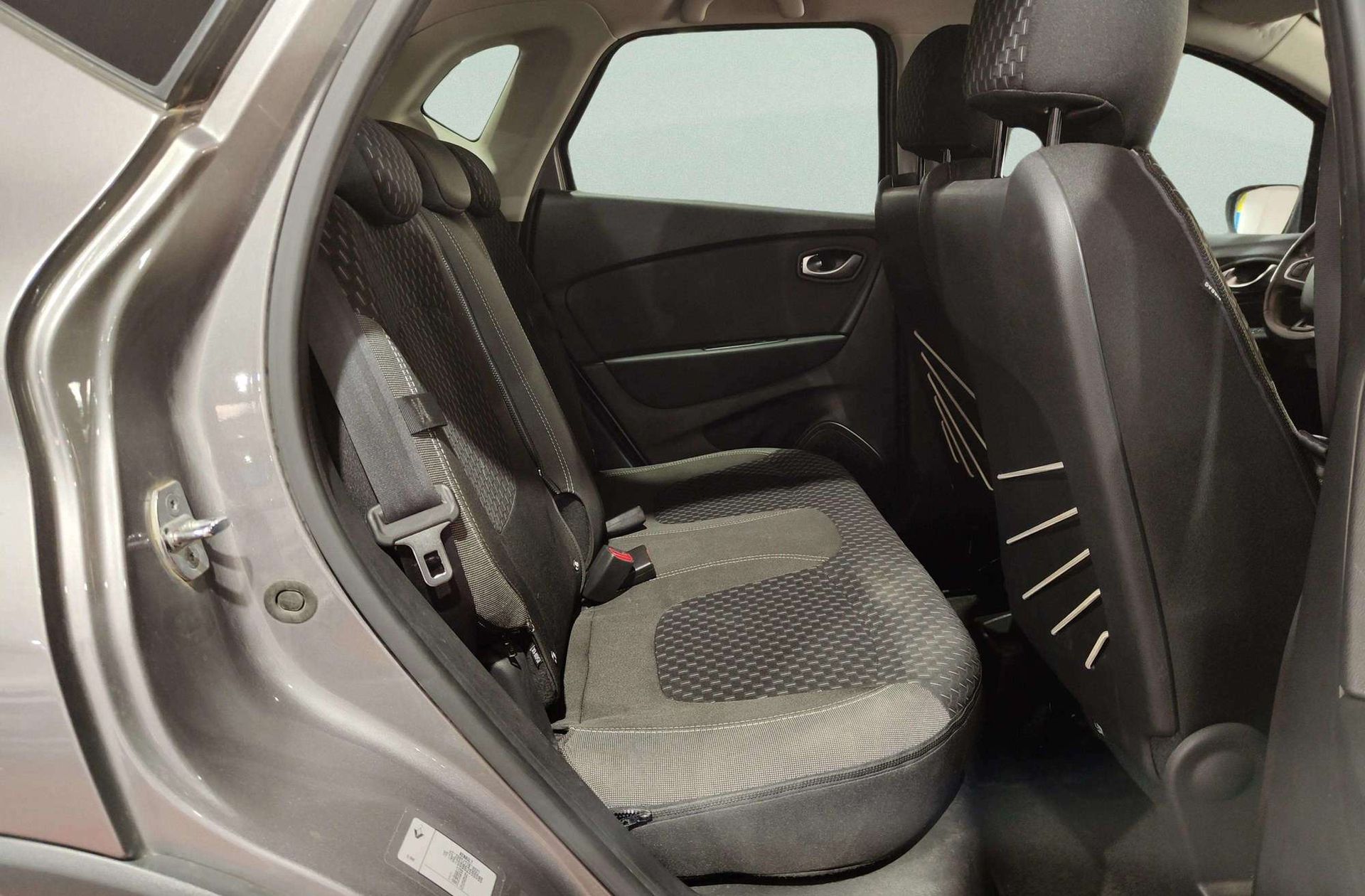 Renault Captur Zen TCe GPF - foto 16