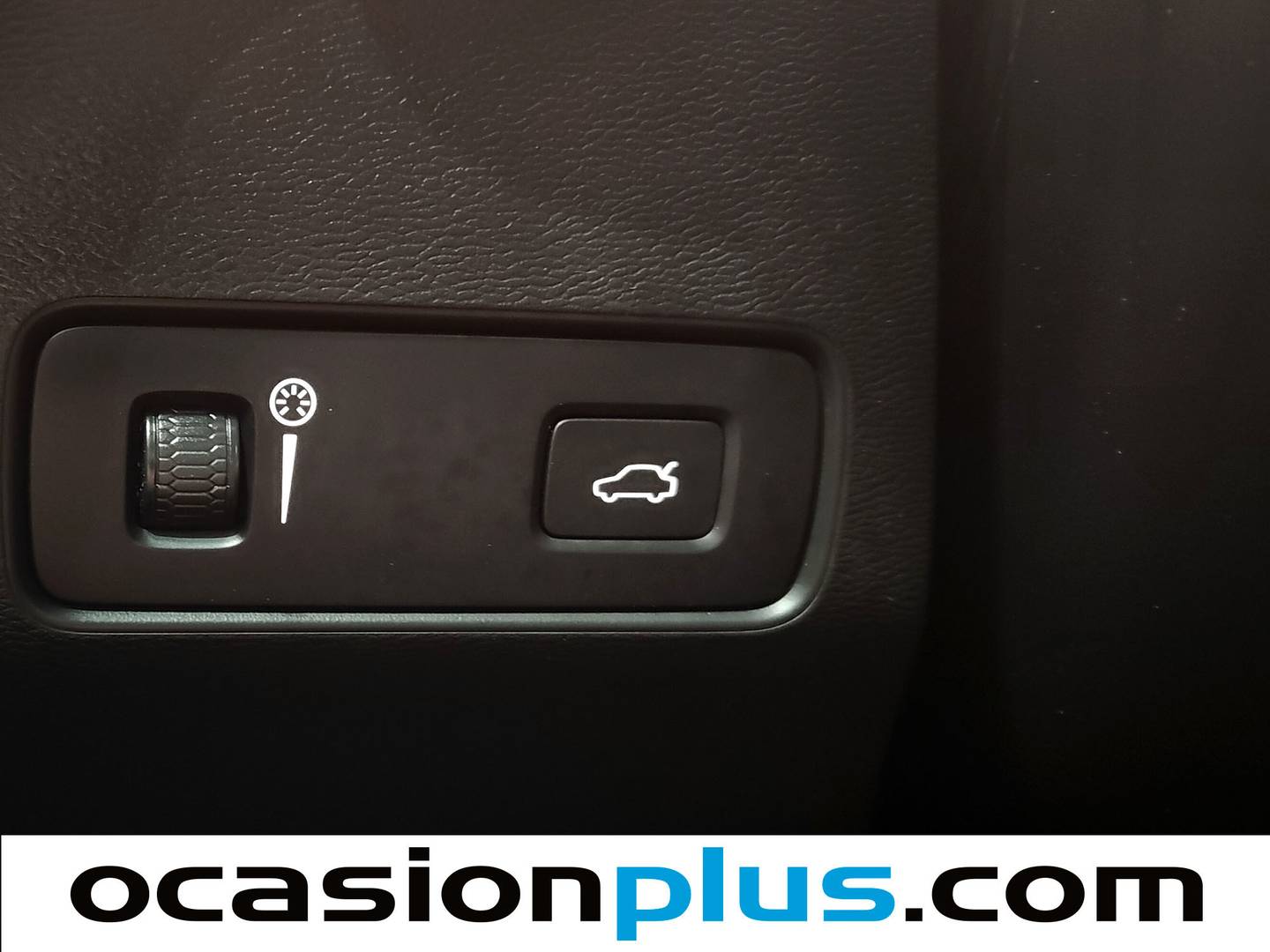 Accesorios del Volvo XC40 Volvo XC40 T2 Momentum Core (129 CV)
