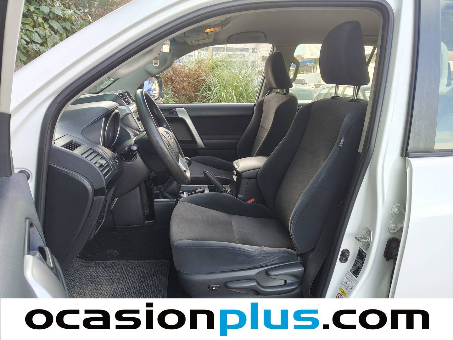 Foto Toyota Land Cruiser Toyota Land Cruiser Cruiser 2.8 D-4D GX (177 CV) 7 Plazas