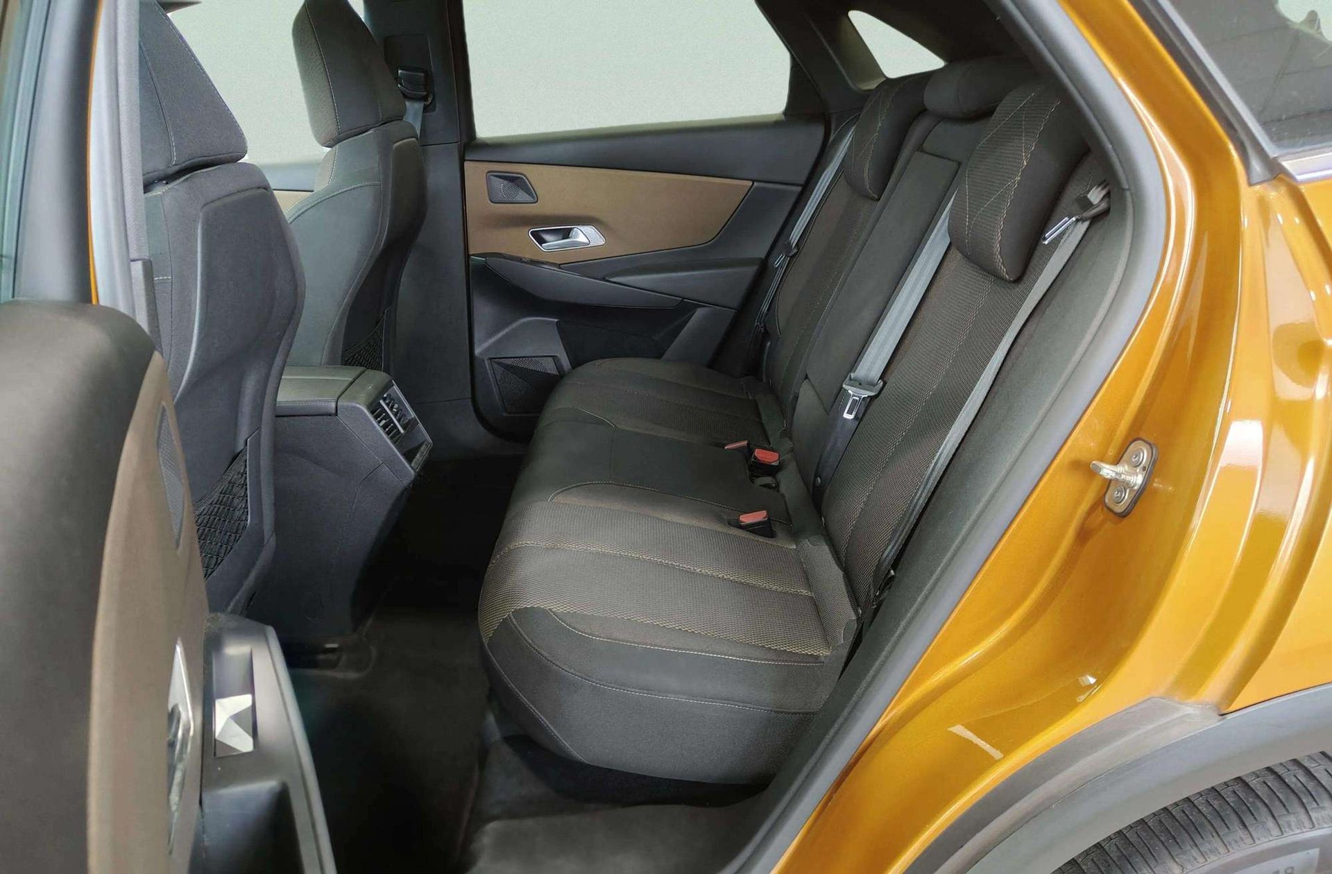 DS 7 Crossback PureTech 130 So Chic - foto 15