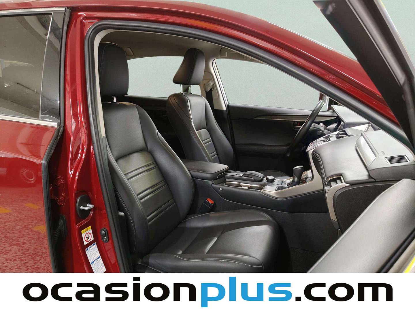 Lexus NX Lexus NX 300h Executive 4WD + Navibox (197 CV) 2017