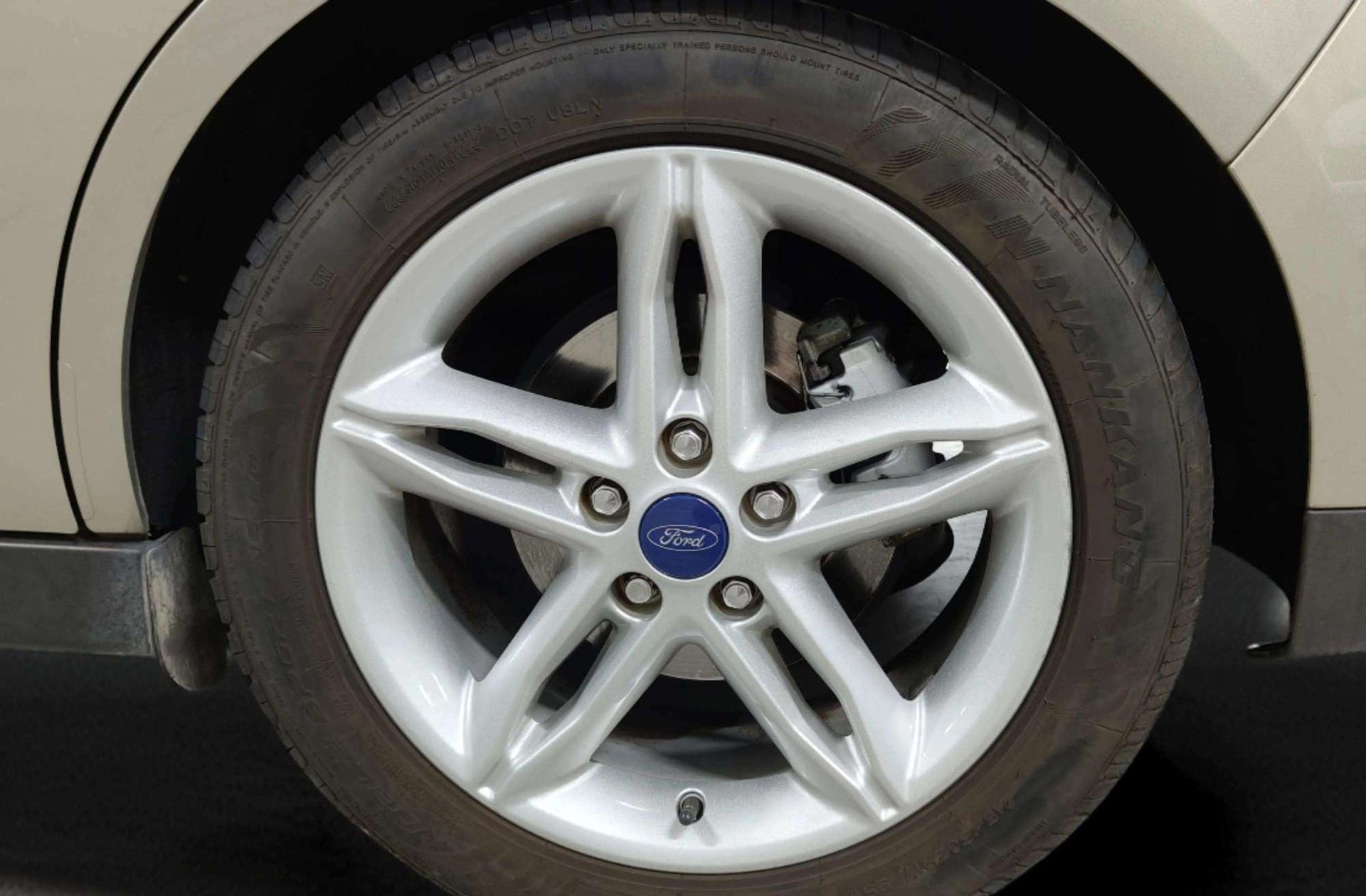 Ford C-Max 1.0 EcoBoost Titanium - foto 42