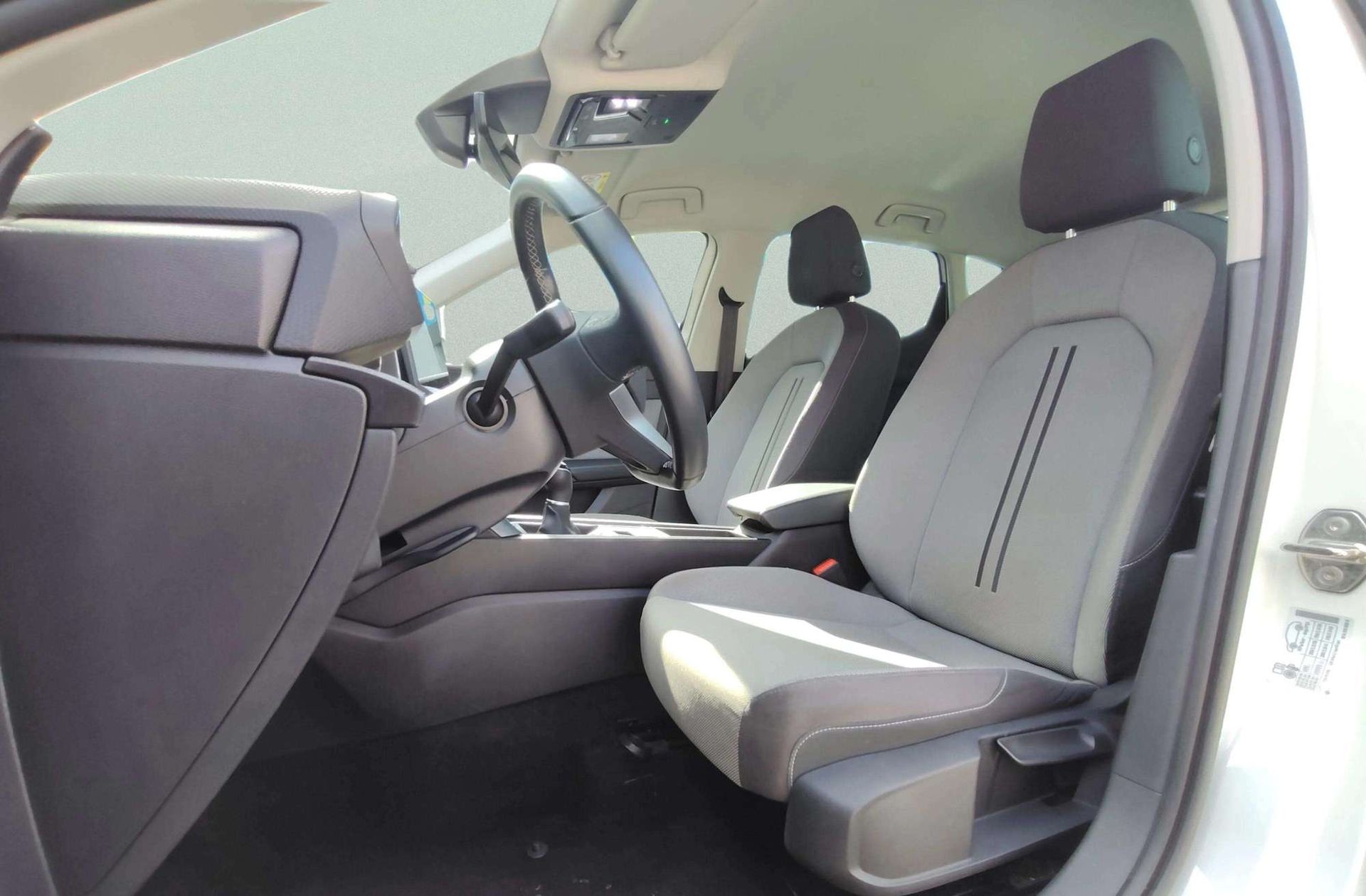 SEAT León 1.5 TSI Style 25 Aniversario - foto 9
