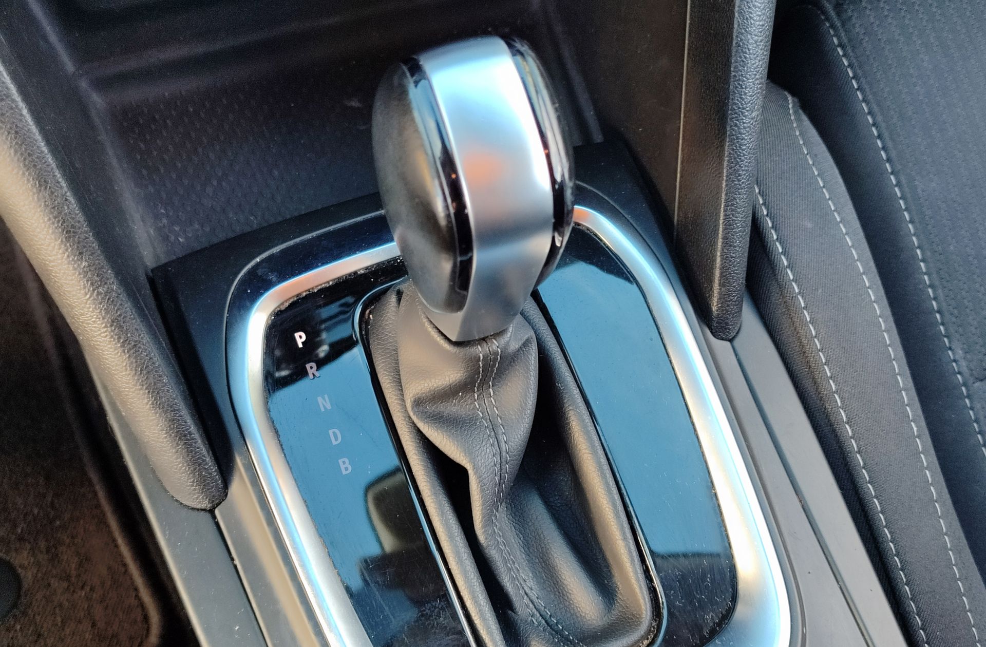 Renault Mégane Sport Tourer E-Tech Intens - foto 5