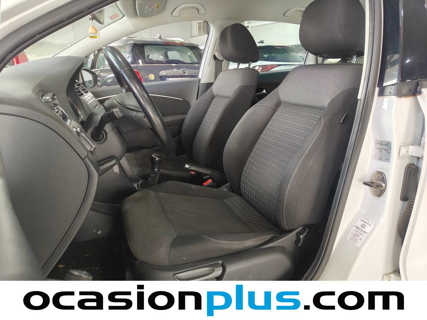 Foto asientos delanteros Volkswagen Polo Volkswagen Polo Advance 1.2 TSI BMT (90 CV)